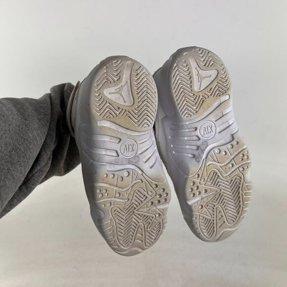 Nike Jumpman Two Trey youth kids boys size 13 c orange white leather sneakers - Picture 9 of 10